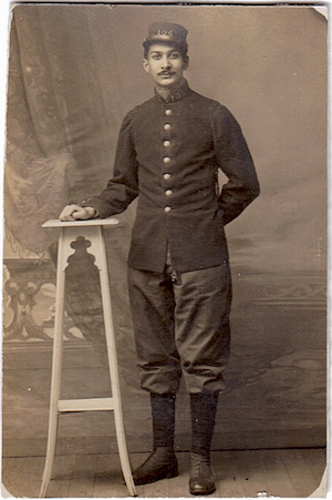 Charles - vers 1904